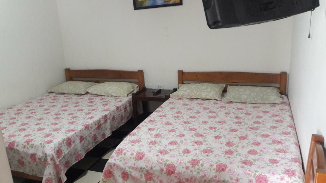 Hospedaje Santa Barbara Buga Luaran gambar